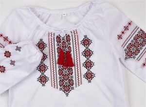 Вишиванка для дівчинки біла в червоній вишивці Арт. Марічка Вишиванка для дівчинки біла в червоній вишивці Арт. Марічка