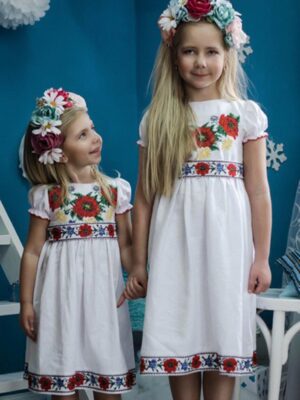 Сукня-вишиванка з маками для дівчинки Сукня-вишиванка з маками для дівчинки